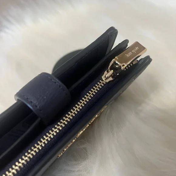 Kate Spade X Disney Lady and the Tramp medium Bifold Wallet Limited Edition NWT - Picture 5 of 8